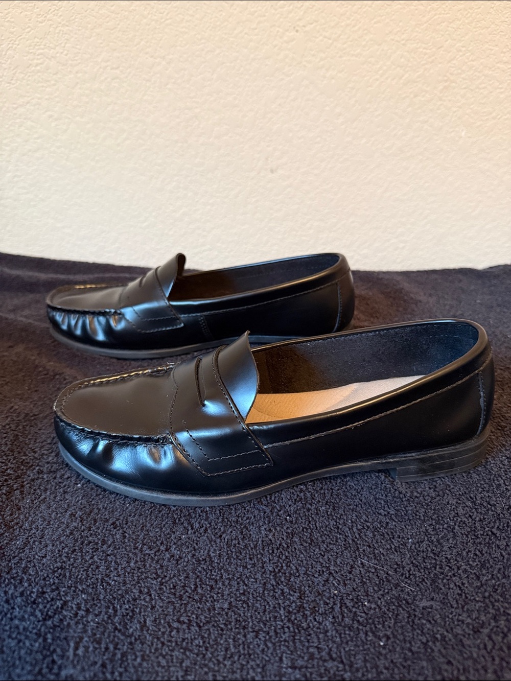 Women’s Eastland Black Leather Penny Loafers - Picture 3 of 8